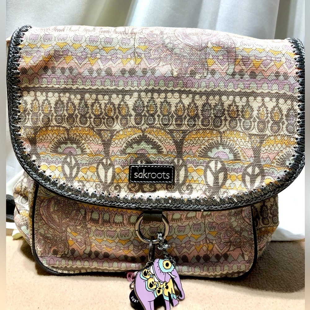 NWOT Sakroots Convertible Backpack/ Cross body bag/ shoulder bag